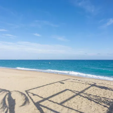 Homeholidaysrentals Balmes - Costa Barcelona Апартаменты *