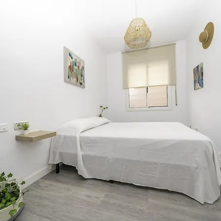 Апартаменты Homeholidaysrentals Balmes - Costa Barcelona Калелья