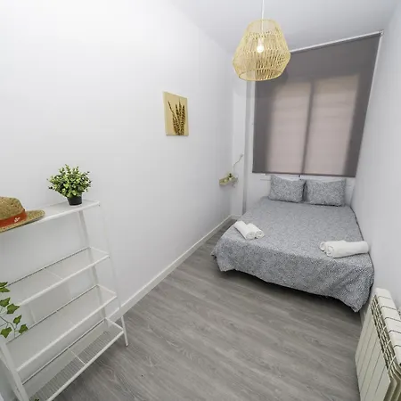 Homeholidaysrentals Balmes - Costa Barcelona *