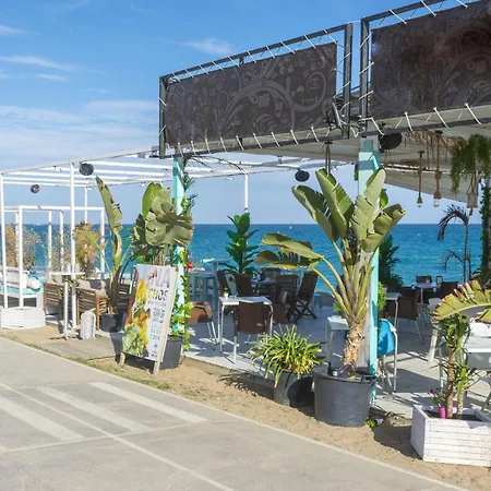 Homeholidaysrentals Balmes - Costa Barcelona Lägenhet