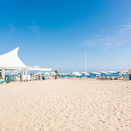 아파트 Homeholidaysrentals Balmes - Costa Barcelona 칼레라