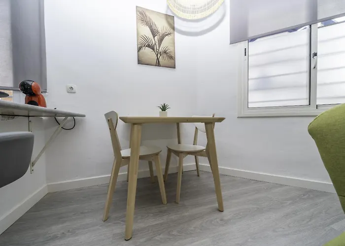 Homeholidaysrentals Balmes - Costa Barcelona דירה *