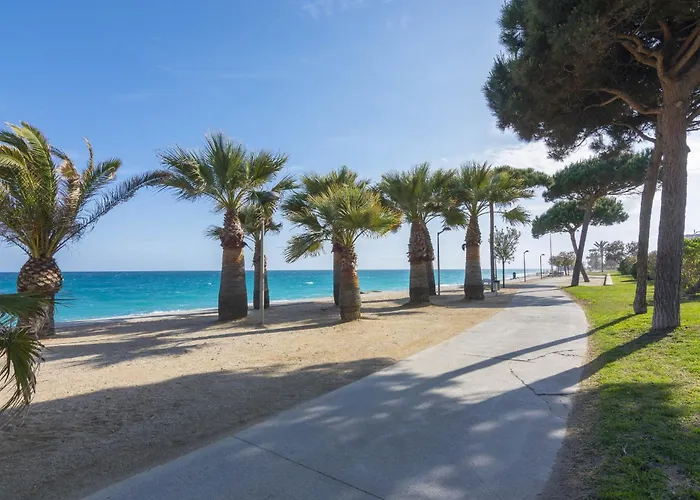 Homeholidaysrentals Balmes - Costa Barcelona